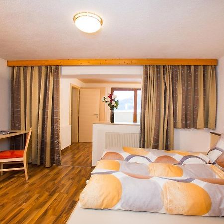 Familienferienhaus Florentine Лангенфельд Экстерьер фото