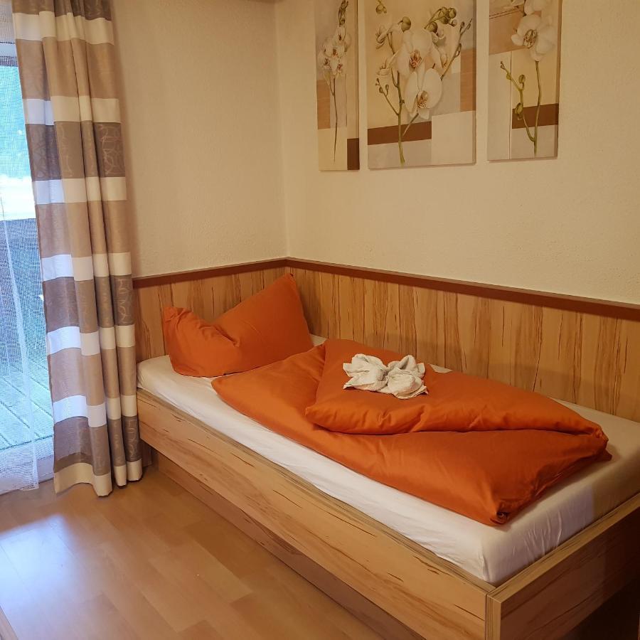 Familienferienhaus Florentine Лангенфельд Экстерьер фото