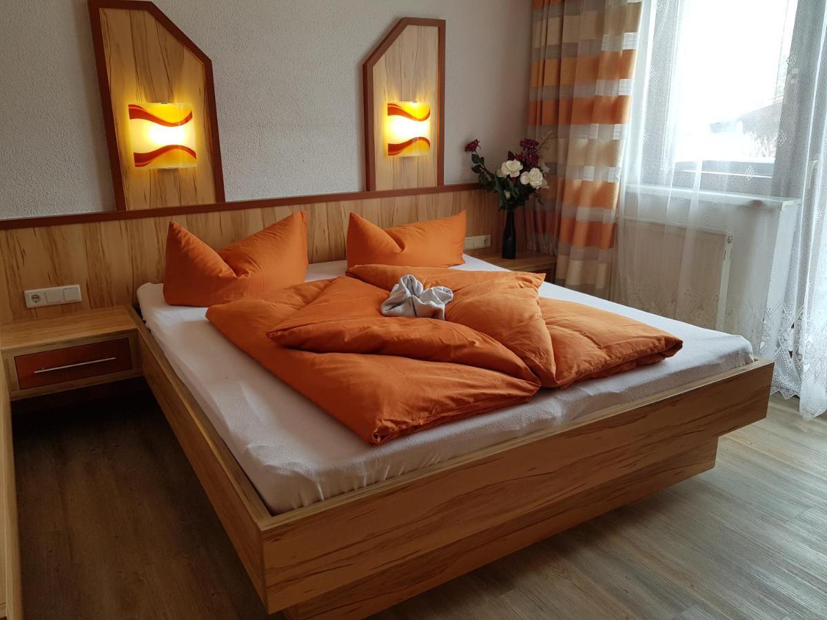 Familienferienhaus Florentine Лангенфельд Экстерьер фото